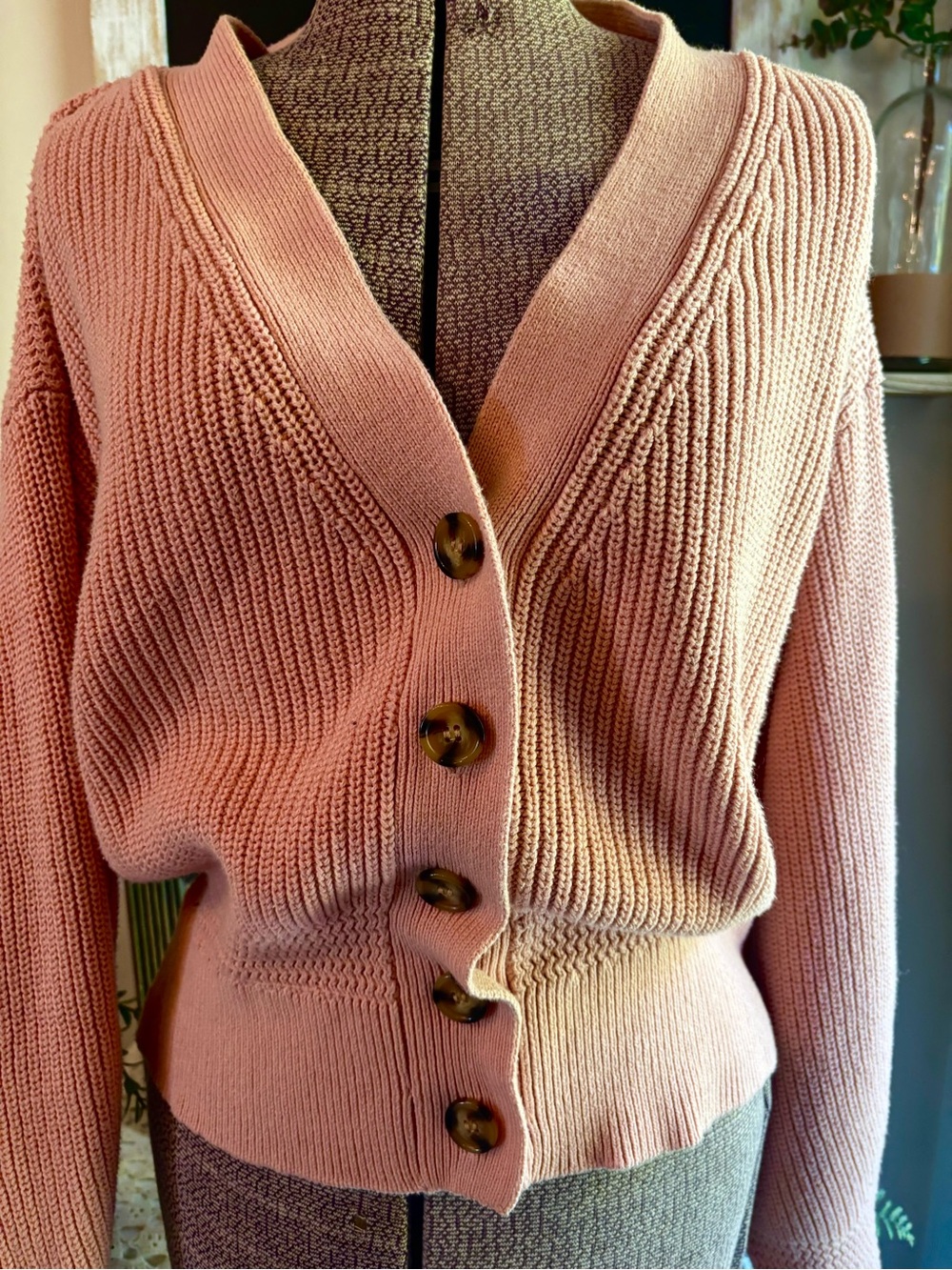 Romantic Soft Blush Rose V Neck Cardigan Sweater Buttons Medium Cotton Blend